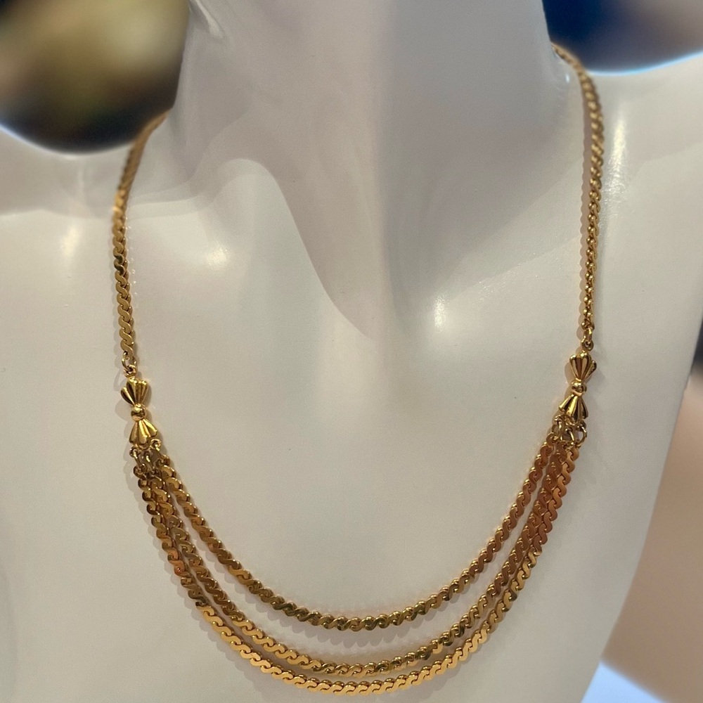 Vintage D'Orlan Gold Tone Bow Necklace